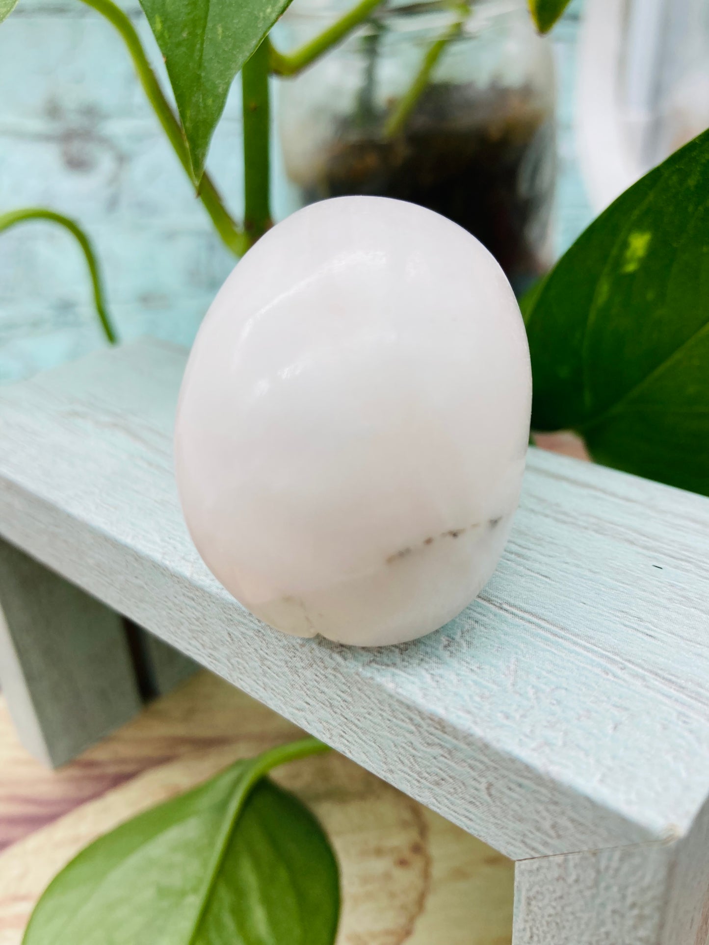 Mangano Calcite Skull